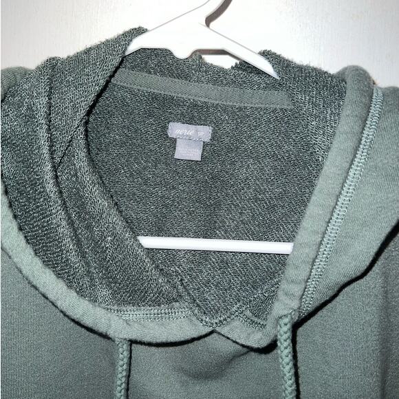 Aerie pullover relaxed fit cropped drawstring hoodie green size S - Picture 2 of 5